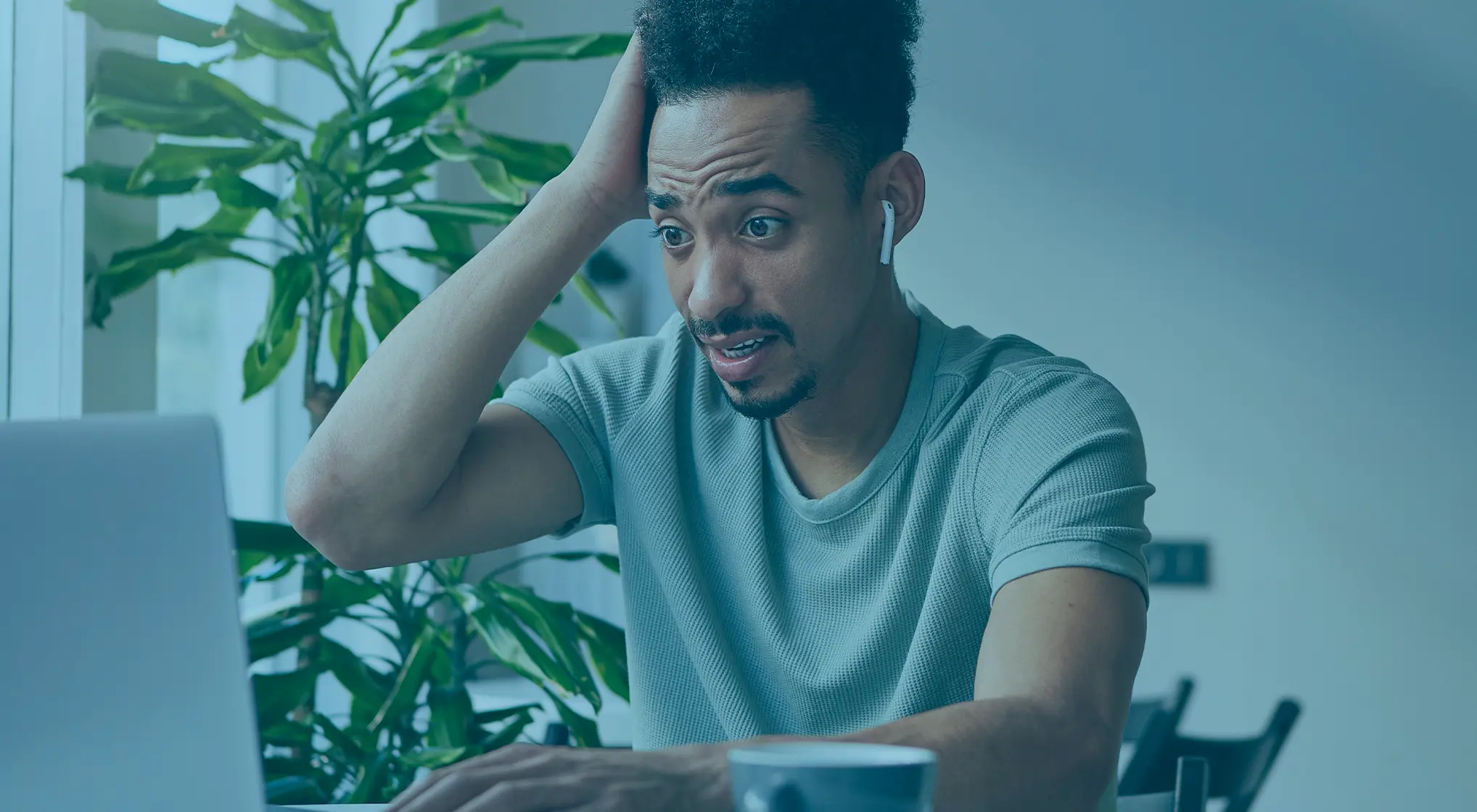 Dia do Cliente 2023: atenção para golpes ao negociar dívidas