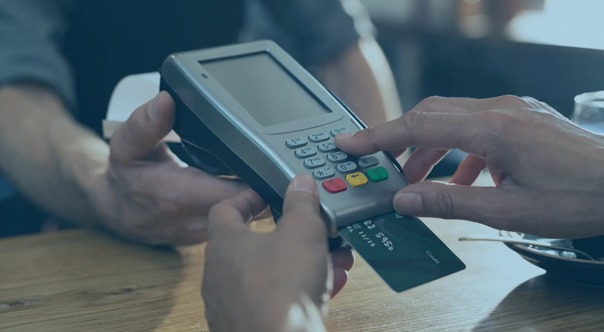 Cartão de crédito: herói ou vilão da sua vida financeira?