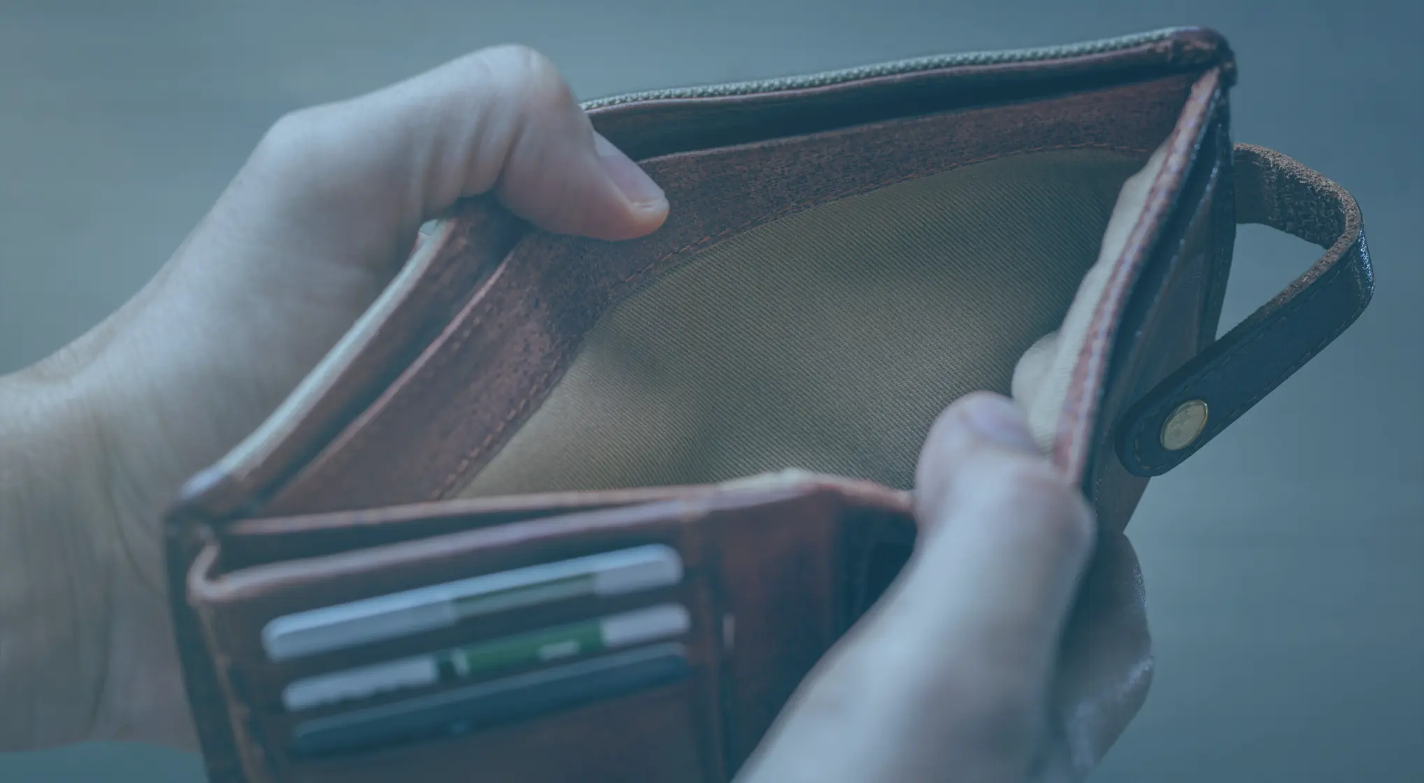 5 hábitos que acabam com o seu dinheiro